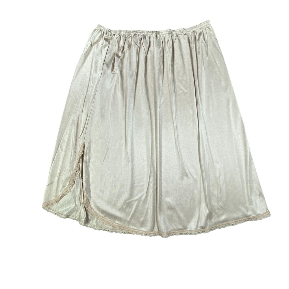 VINTAGE Vassarette Slip Skirt Size Medium Thin Nylon Slit Floral Lace Hem A-Line